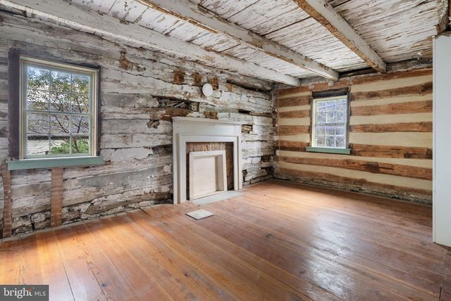 7379 QUEEN ST, Middleway, WV 25430