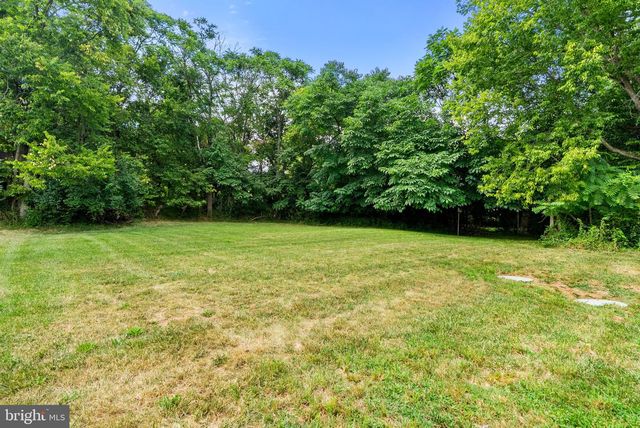 7379 QUEEN ST, Middleway, WV 25430