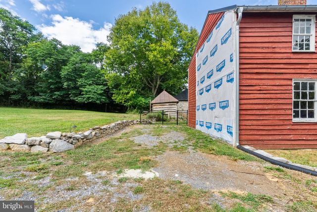 7379 QUEEN ST, Middleway, WV 25430