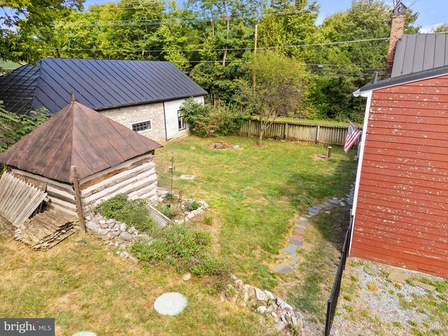 7379 QUEEN ST, Middleway, WV 25430