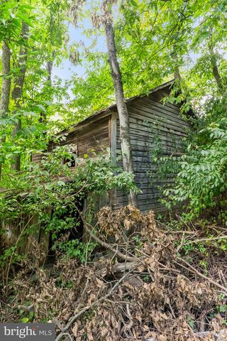 7379 QUEEN ST, Middleway, WV 25430