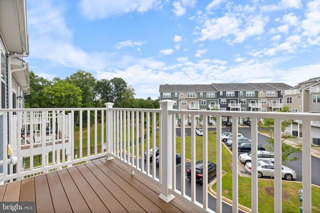 4615B CROSSING COURT, Ellicott City, MD 21043