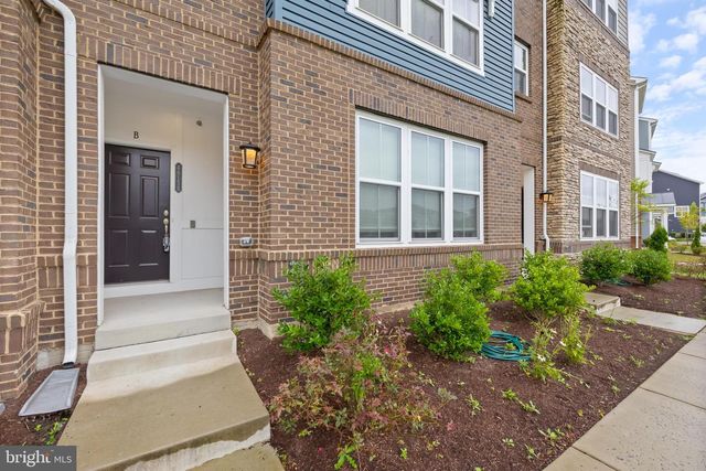 4615B CROSSING COURT, Ellicott City, MD 21043