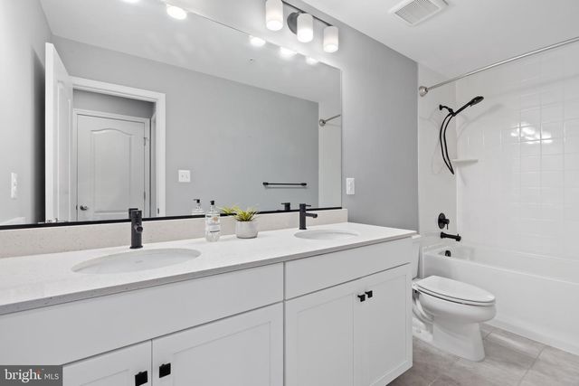 4615B CROSSING COURT, Ellicott City, MD 21043