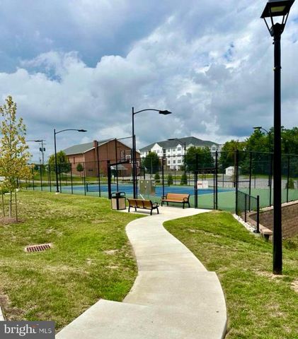 4615B CROSSING COURT, Ellicott City, MD 21043