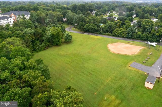 4615B CROSSING COURT, Ellicott City, MD 21043