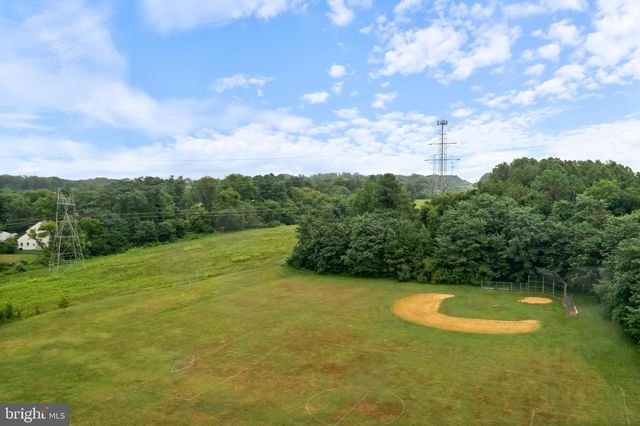 4615B CROSSING COURT, Ellicott City, MD 21043