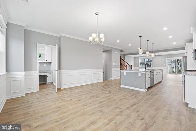 4615B CROSSING COURT, Ellicott City, MD 21043