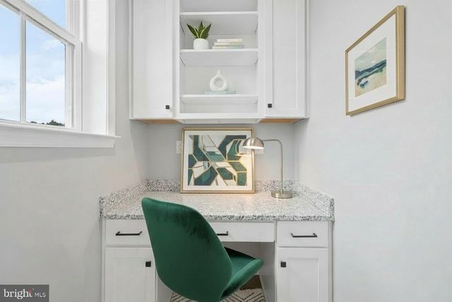 4615B CROSSING COURT, Ellicott City, MD 21043