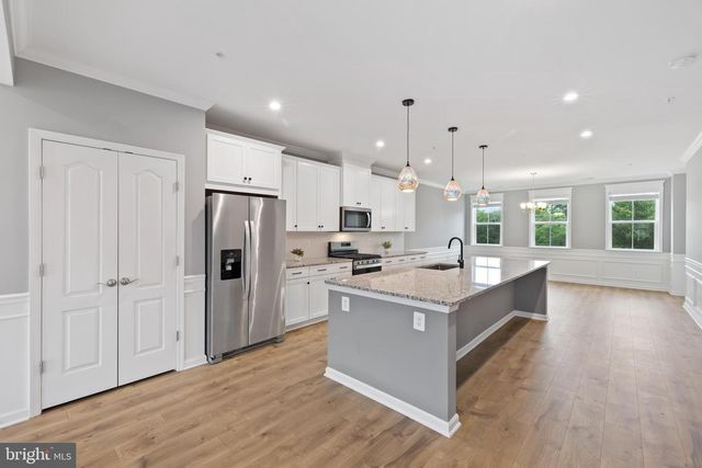 4615B CROSSING COURT, Ellicott City, MD 21043