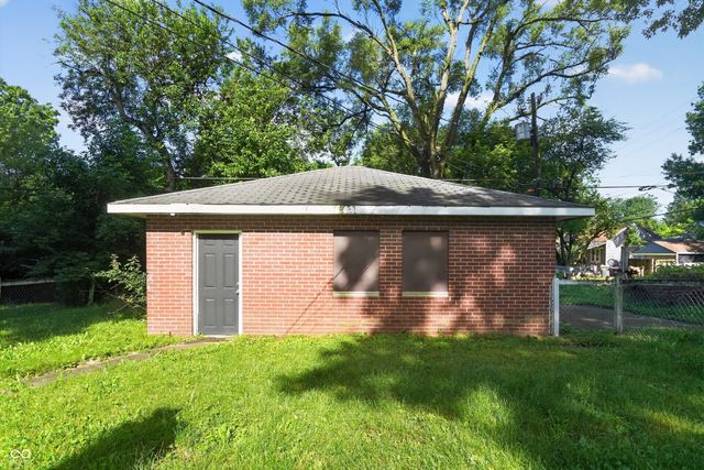 3950 N Elizabeth Street, Indianapolis, IN 46226