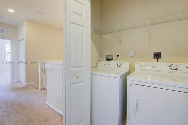 3316 W 91st Ter, Hialeah, FL 33018