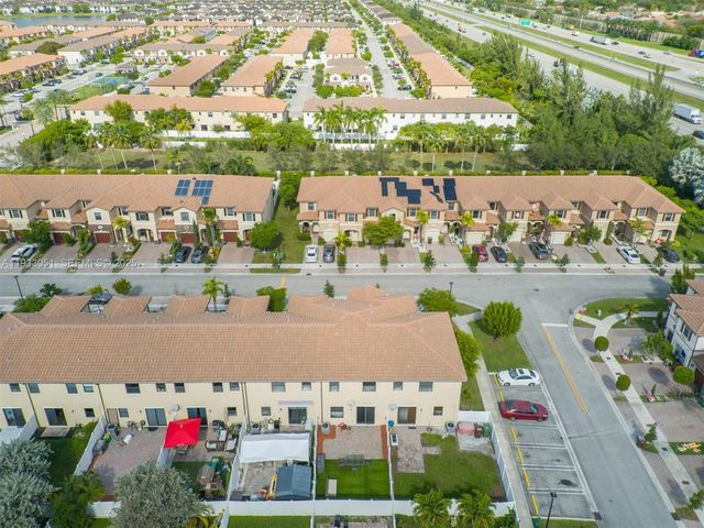 3316 W 91st Ter, Hialeah, FL 33018