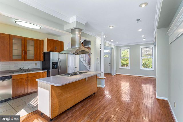 3028 PARK PL NW, Washington, DC 20001