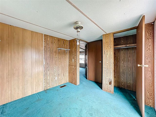 36700 DAISY LANE, Fruitland Park, FL 34731