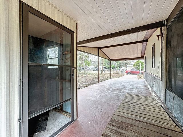 36700 DAISY LANE, Fruitland Park, FL 34731