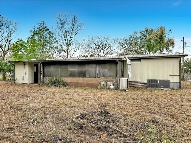 36700 DAISY LANE, Fruitland Park, FL 34731