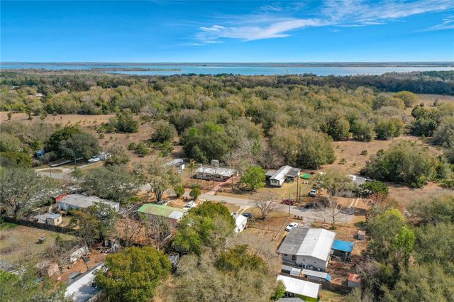 36700 DAISY LANE, Fruitland Park, FL 34731