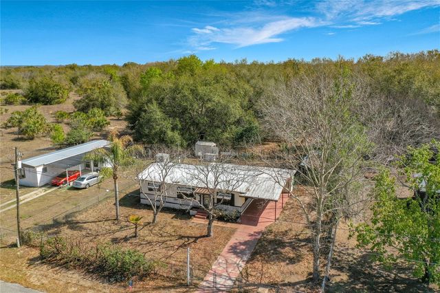 36700 DAISY LANE, Fruitland Park, FL 34731