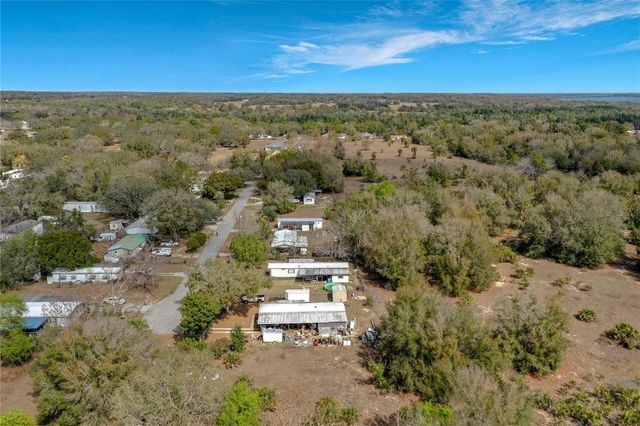 36700 DAISY LANE, Fruitland Park, FL 34731