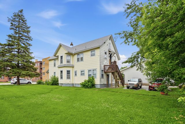 1819 17th Street, Rock Island, IL 61201