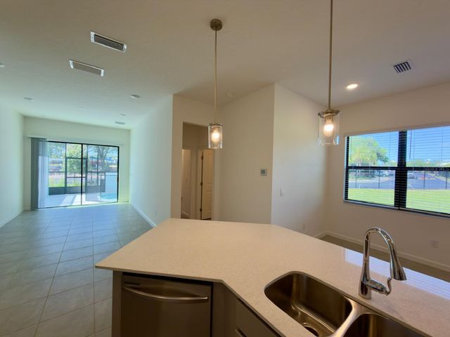 10592 EBB TIDE LANE, Orlando, FL 32821
