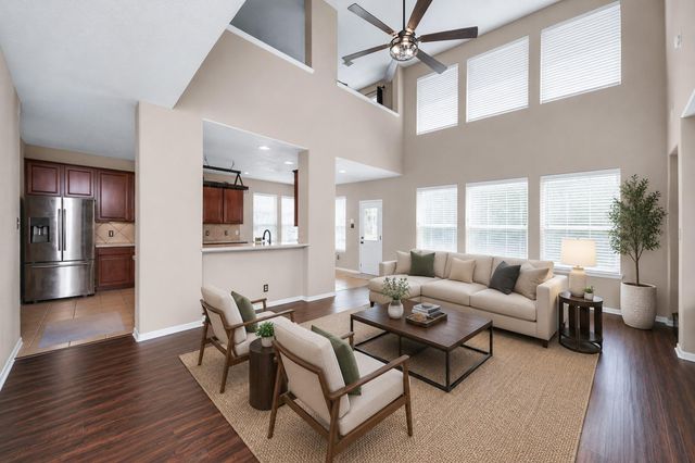 233 Rustic Oaks Drive, League City, TX 77573