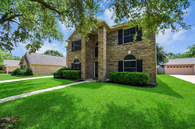 233 Rustic Oaks Drive, League City, TX 77573