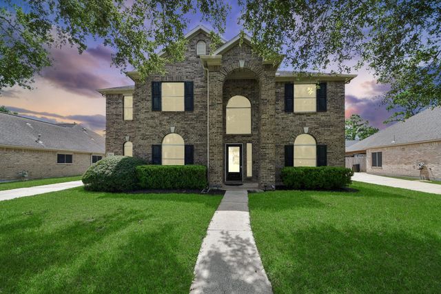 233 Rustic Oaks Drive, League City, TX 77573