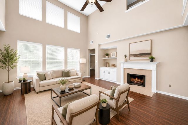233 Rustic Oaks Drive, League City, TX 77573