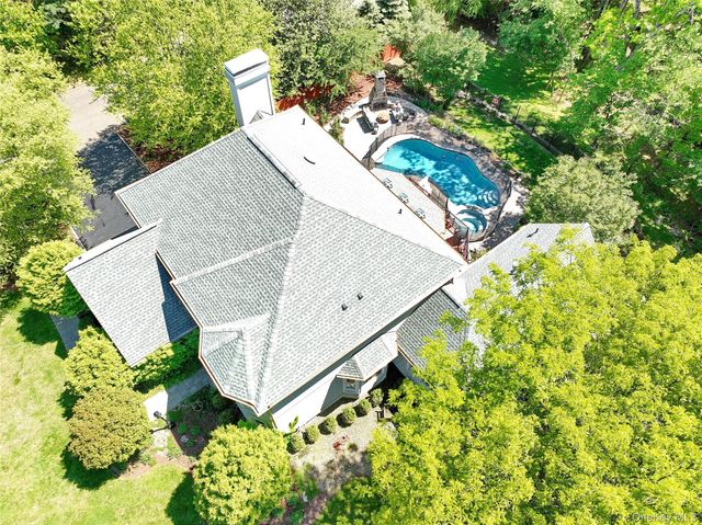 2 Phillips Drive, Stony Point, NY 10980