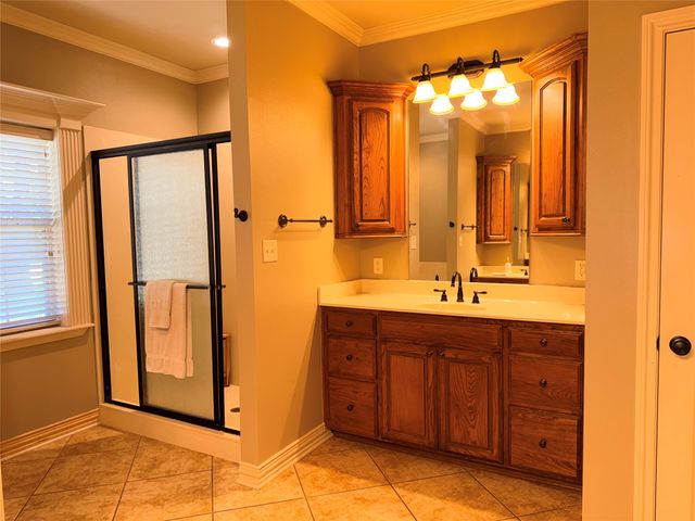 12881 Winding Oak, Lindale, TX 75771