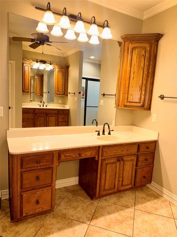 12881 Winding Oak, Lindale, TX 75771