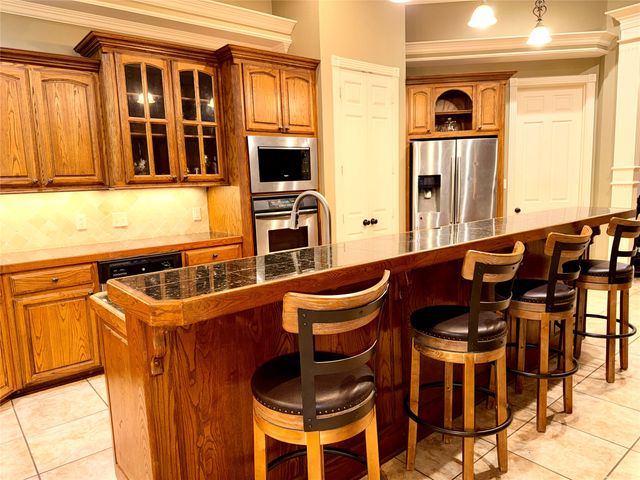 12881 Winding Oak, Lindale, TX 75771