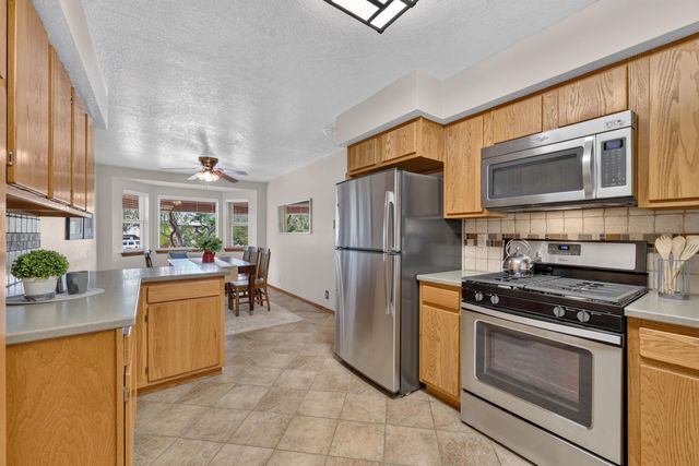 4712 Oahu Drive NE, Albuquerque, NM 87111