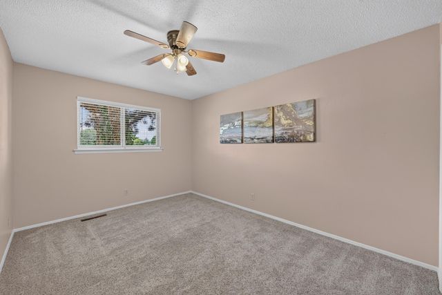 4712 Oahu Drive NE, Albuquerque, NM 87111