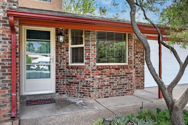 4712 Oahu Drive NE, Albuquerque, NM 87111