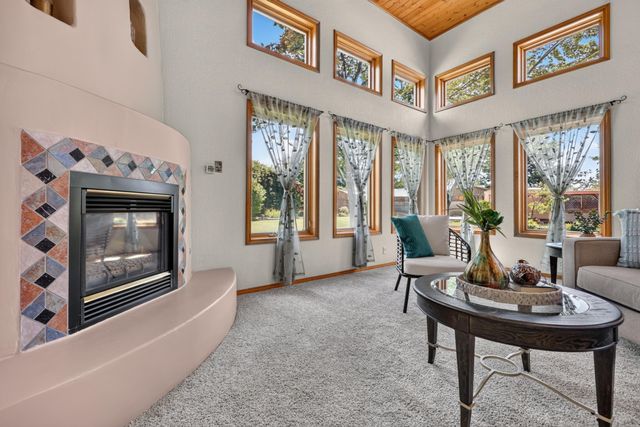 4712 Oahu Drive NE, Albuquerque, NM 87111
