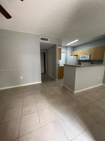 8020 N Nob Hill Rd 102, Tamarac, FL 33321