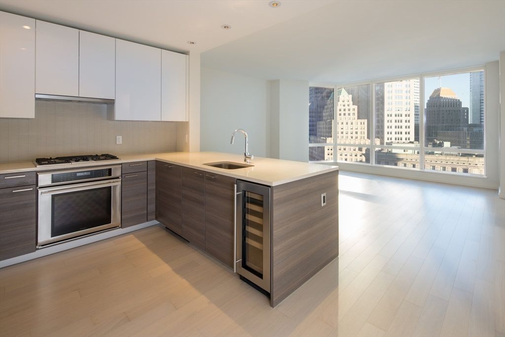 1 Franklin St 1709, Boston, MA 02110