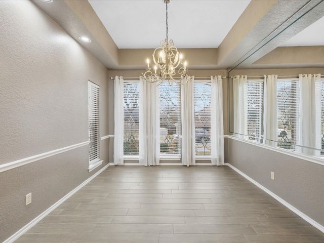 6606 Canalview Drive, Arlington, TX 76016