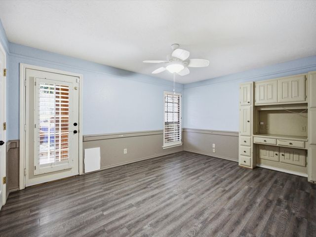 6606 Canalview Drive, Arlington, TX 76016