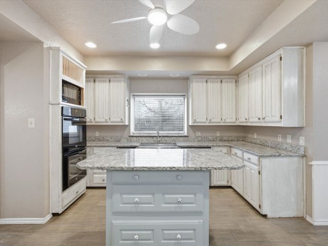 6606 Canalview Drive, Arlington, TX 76016