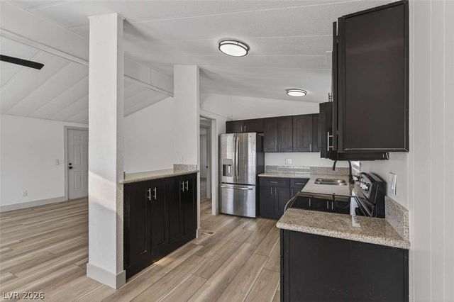 241 Hallsway Street, Pahrump, NV 89048