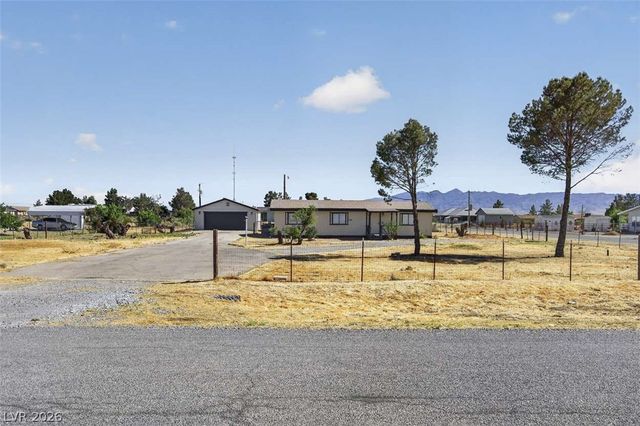 241 Hallsway Street, Pahrump, NV 89048