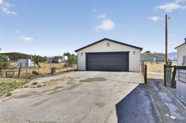 241 Hallsway Street, Pahrump, NV 89048