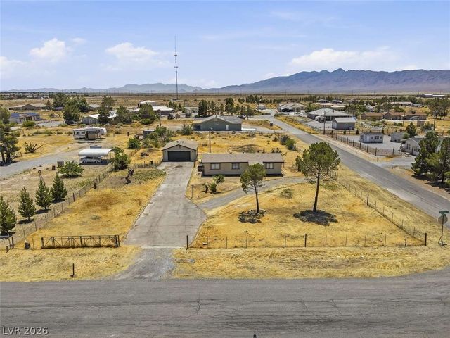 241 Hallsway Street, Pahrump, NV 89048