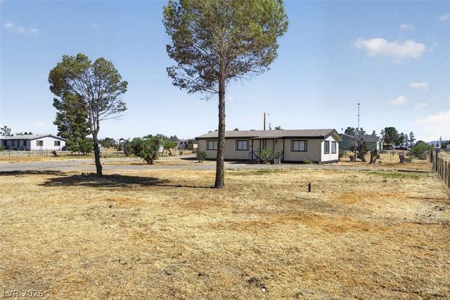 241 Hallsway Street, Pahrump, NV 89048