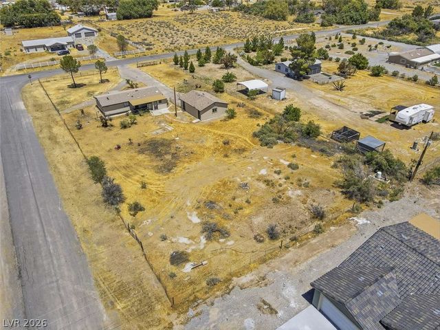 241 Hallsway Street, Pahrump, NV 89048