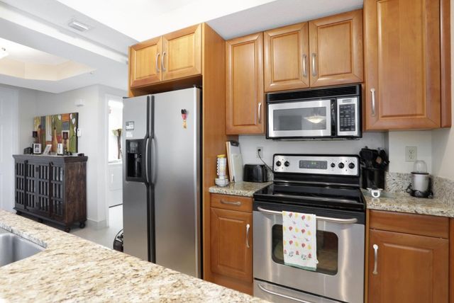 3210 NE 5th Street 202, Pompano Beach, FL 33062